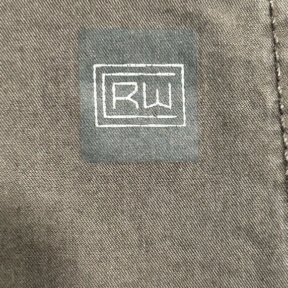 RW&CO size L, rifle green colour, shirt zip up jacket with snap closures - Picture 13 of 16